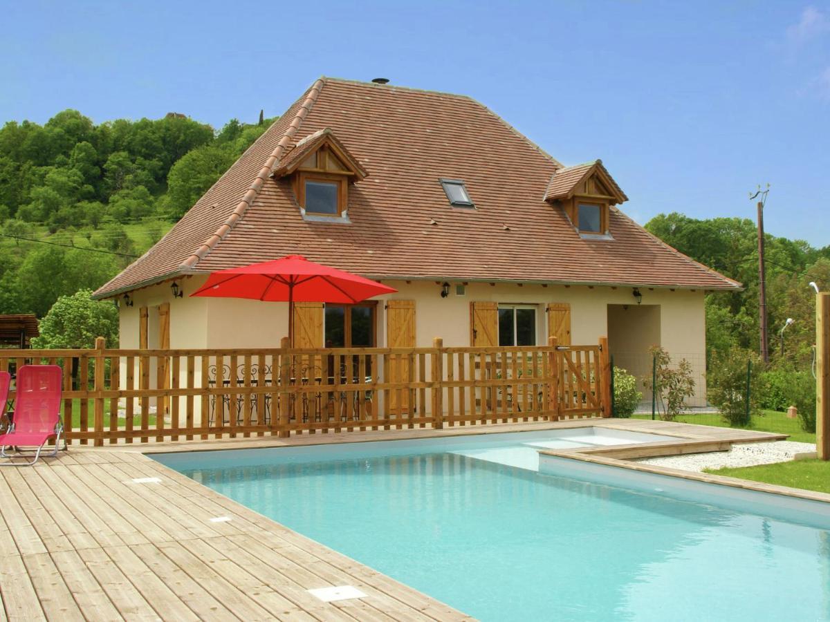 Modern Holiday Home With Private Pool Loubressac Kültér fotó