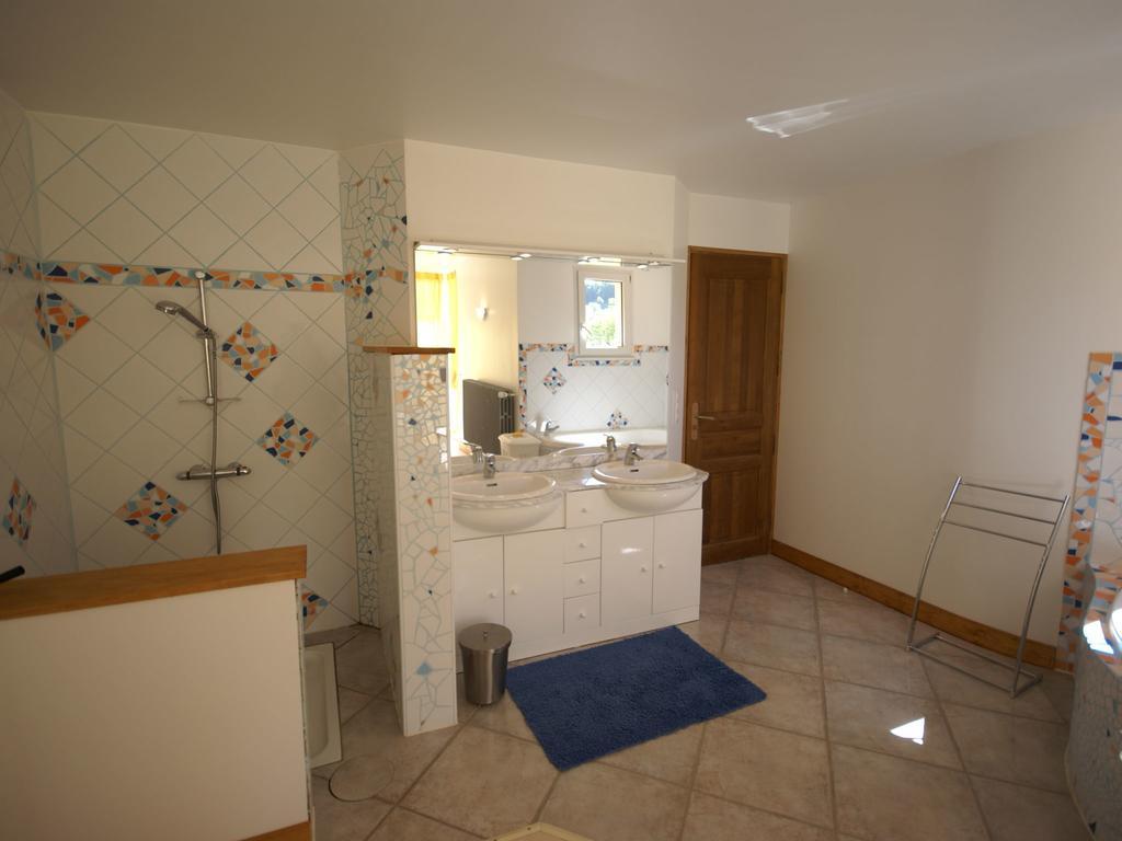 Modern Holiday Home With Private Pool Loubressac Szoba fotó